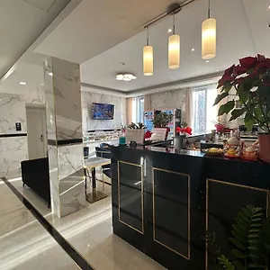 Hotell Midway