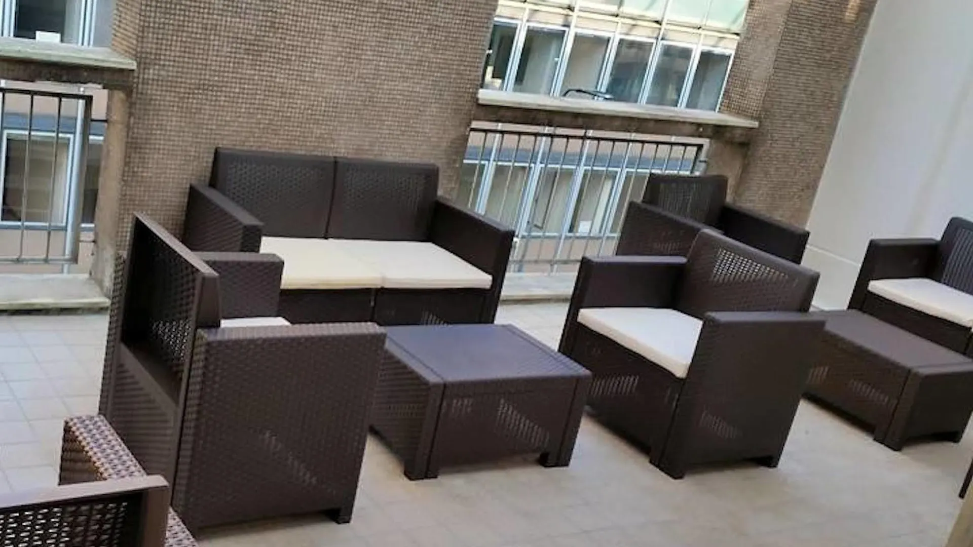 Guest House Pirelli Milano Italy